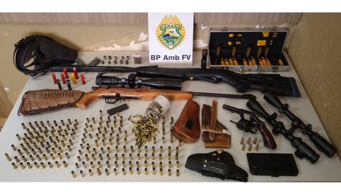 Pinhão – Polícia apreende armas e munições utilizadas para a caça ilegal